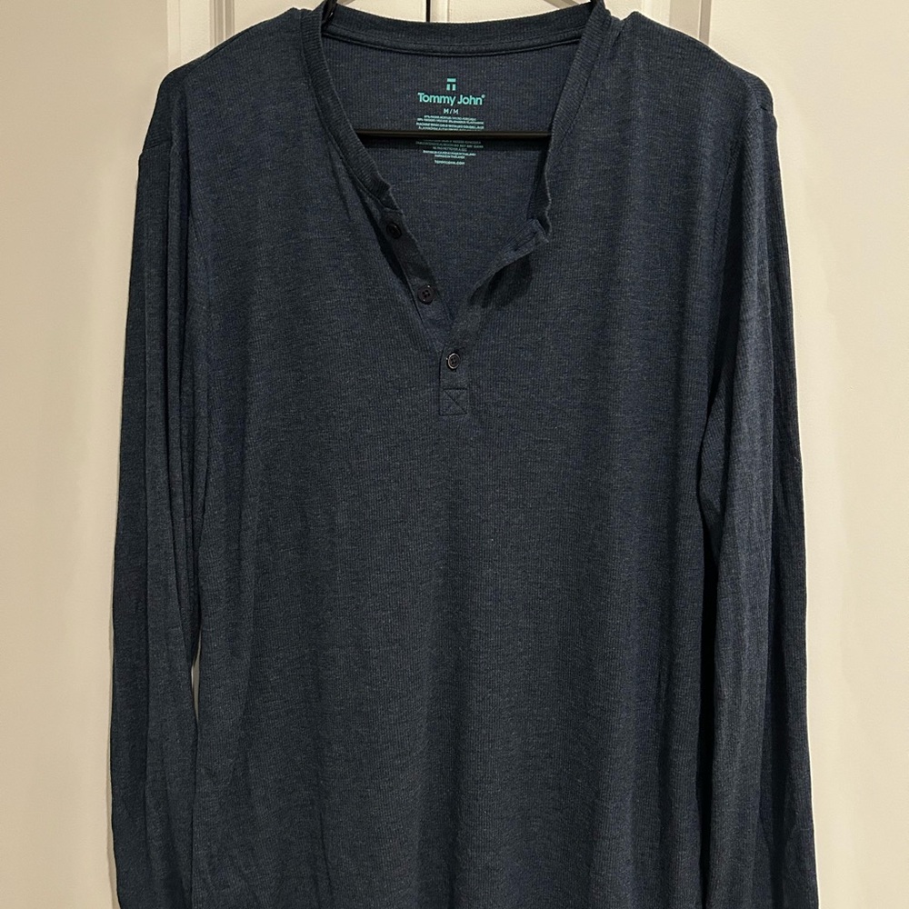 Tommy John Men's Dark Blue Long Sleeve Tee